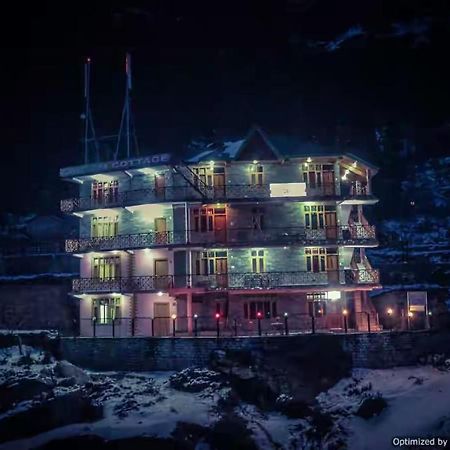Gautam Hotel & Cottage Manāli Kültér fotó