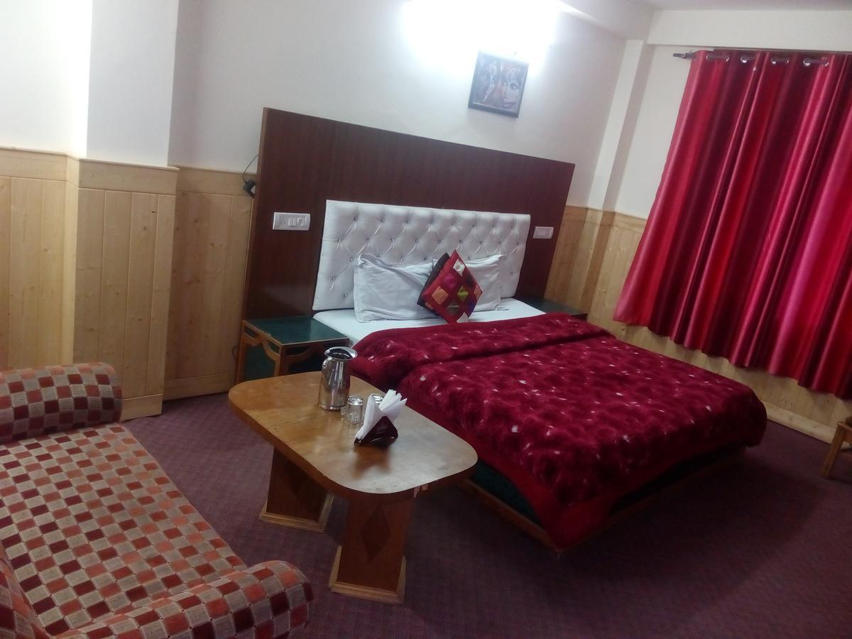 Gautam Hotel & Cottage Manāli Kültér fotó